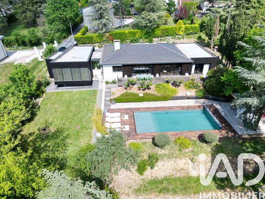 Villa in Sorèze, Tarn