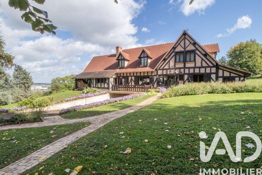 Villa in Noisy-sur-Oise, Val d'Oise