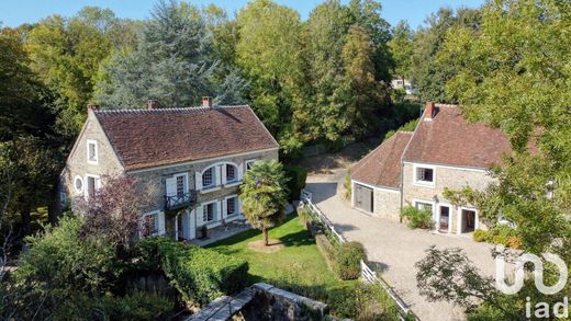 Villa in Beautheil, Seine-et-Marne