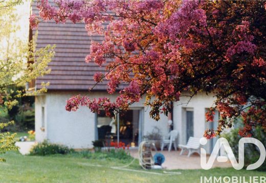 Villa à Mareil-sur-Mauldre, Yvelines