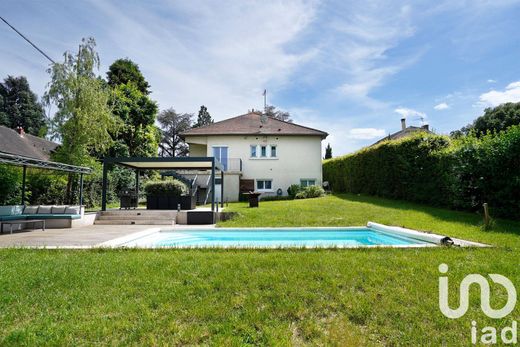 Villa in Dardilly, Rhône