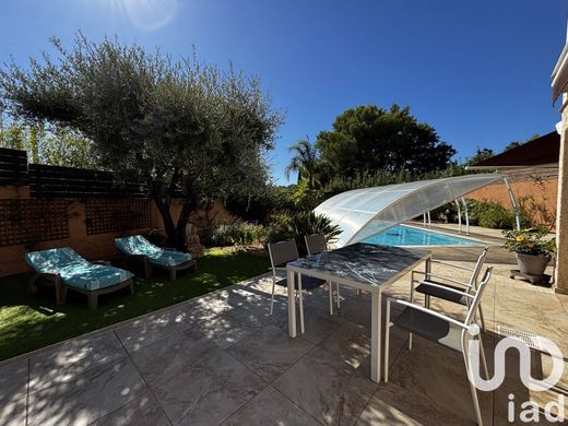 Villa in Bormes-les-Mimosas, Var