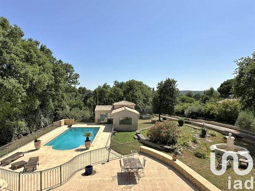 Villa à Castillon-du-Gard, Gard