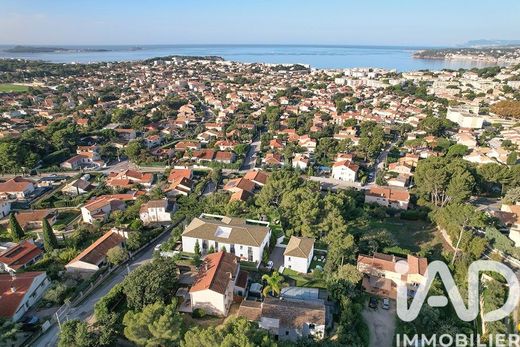 Piso / Apartamento en Six-Fours-les-Plages, Var