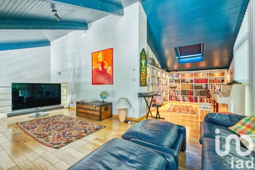 Villa in Bouliac, Gironde