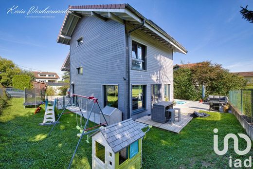 Villa en Divonne-les-Bains, Ain