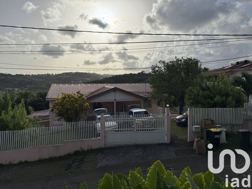 Villa - Le Lamentin, Martinica