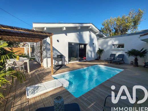 Bordeaux, Girondeのヴィラ