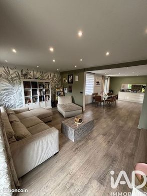 Apartment in Massy, Essonne