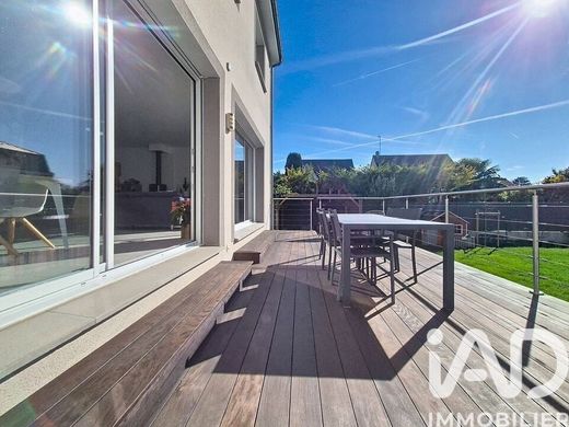 Villa in Créteil, Val-de-Marne