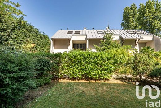 Βίλα σε Saint-Mandé, Val-de-Marne