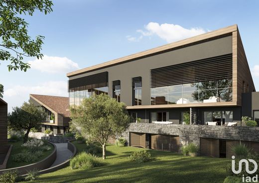Piso / Apartamento en Chateauneuf de Grasse, Alpes Marítimos