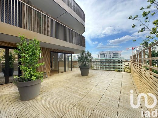 ﺷﻘﺔ ﻓﻲ Rueil-Malmaison, Hauts-de-Seine