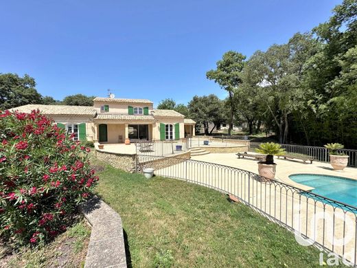 Villa in Uzès, Gard