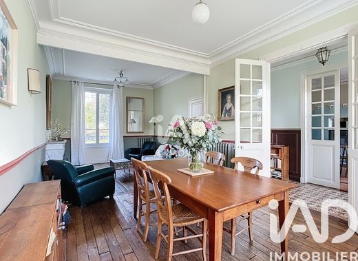 Villa Saint-Maur-des-Fossés, Val-de-Marne