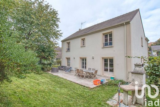 Villa in Marly-le-Roi, Yvelines