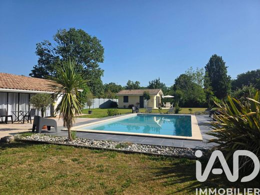 Villa in Parentis-en-Born, Landes