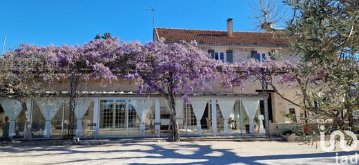 Saumane-de-Vaucluse, Vaucluseのヴィラ