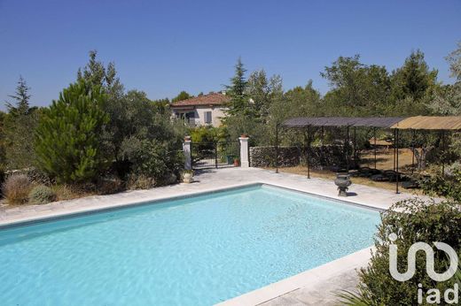 Villa in L'Isle-sur-la-Sorgue, Vaucluse