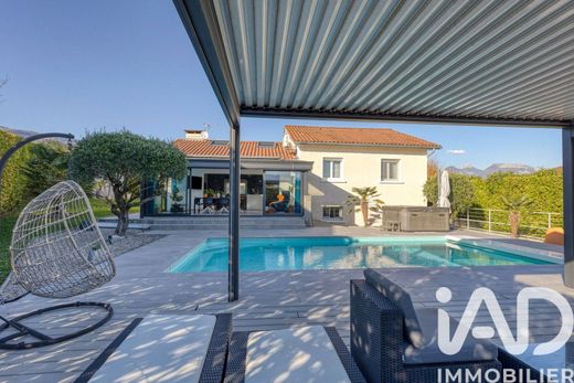 Villa a Seyssins, Isère