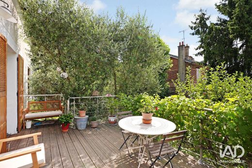 빌라 / Fontenay-aux-Roses, Hauts-de-Seine