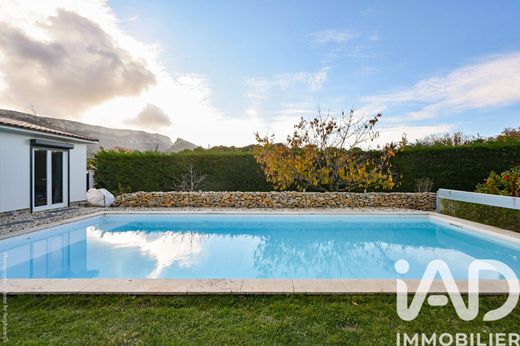 Вилла, Plan-d'Aups-Sainte-Baume, Var