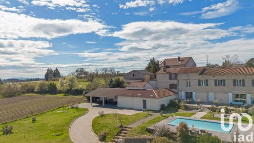 Villa a Soucieu-en-Jarrest, Rhône