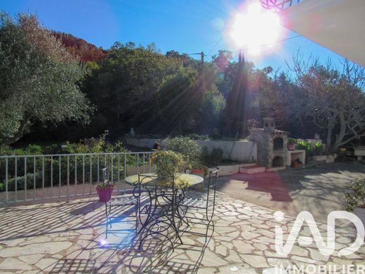 Villa en Les Adrets-de-l'Estérel, Var