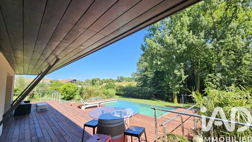 빌라 / Saint-Martin-de-Seignanx, Landes