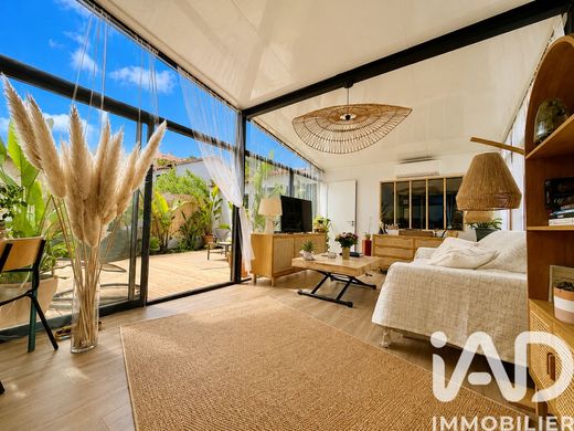 Villa a Cagnes-sur-Mer, Alpi Marittime