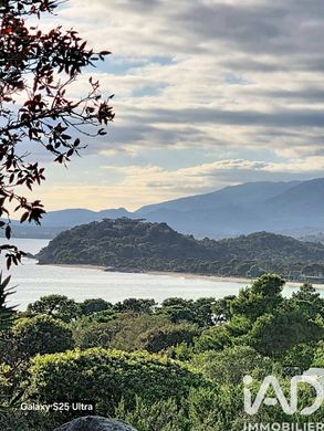 ﻓﻴﻼ ﻓﻲ Lecci, South Corsica