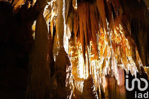 Villa a Saint-Remèze, Ardèche