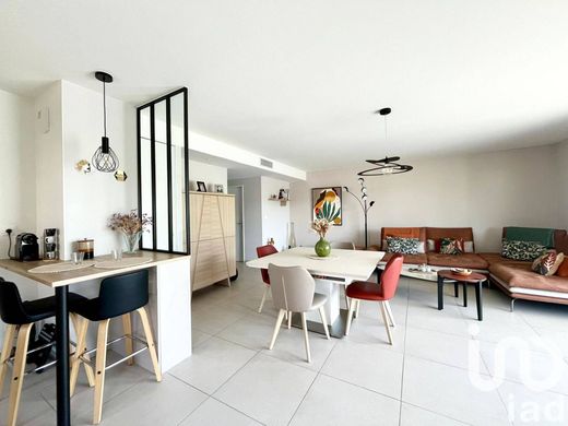 Appartamento a Charbonnières-les-Bains, Rhône