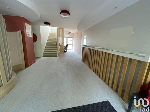 Office in Tours, Indre and Loire