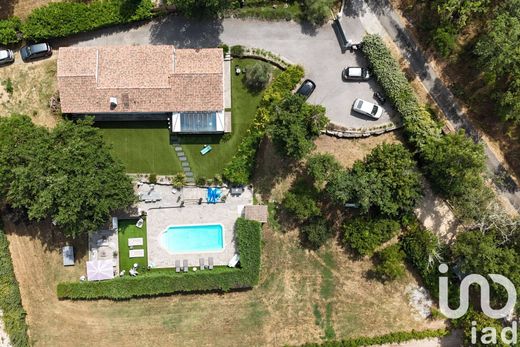 别墅  Bagnols-en-Forêt, Var