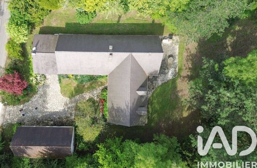 Villa in Dampierre-en-Yvelines, Yvelines