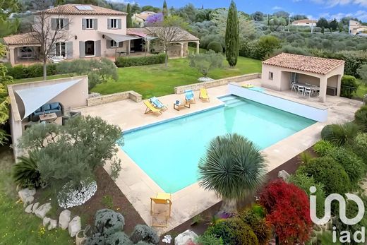 Villa in Velaux, Bouches-du-Rhône