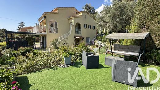 Villa in Le Pradet, Var