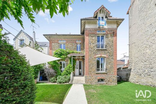 Office in La Varenne-Saint-Hilaire, Val-de-Marne