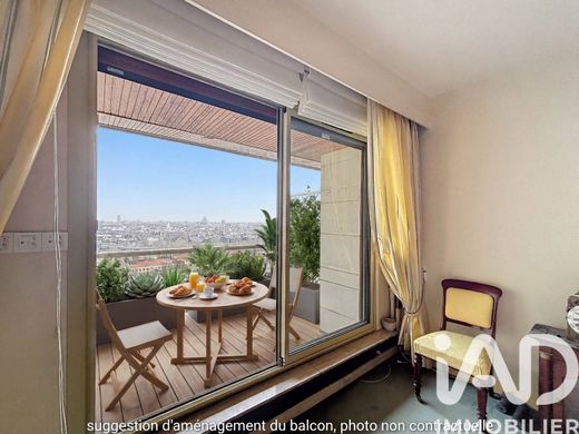 Apartment in Saint-Cloud, Hauts-de-Seine