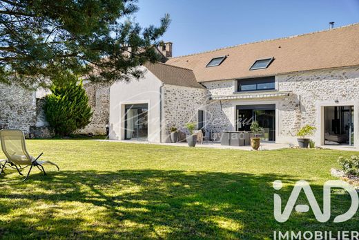 Villa in Briis-sous-Forges, Essonne