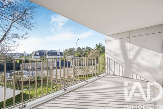 Apartment in Garches, Hauts-de-Seine