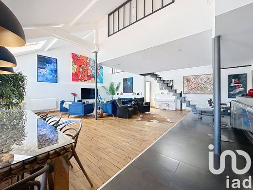 아파트 / Ivry-sur-Seine, Val-de-Marne