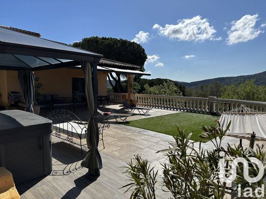 Villa a Cogolin, Var