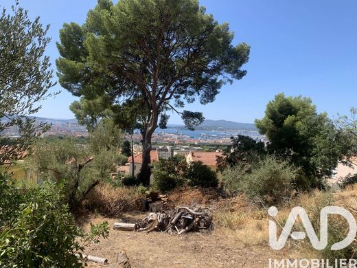 Land in Toulon, Var