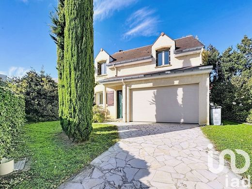 Willa w Chambourcy, Yvelines