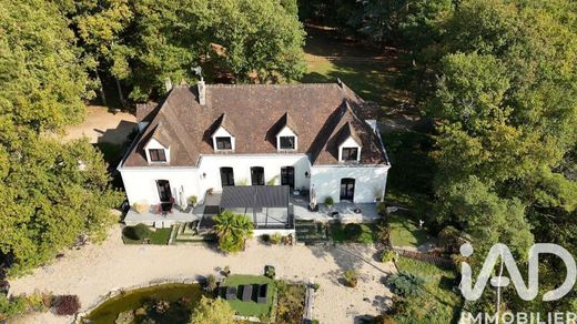 Villa a Villeneuve-sur-Auvers, Essonne