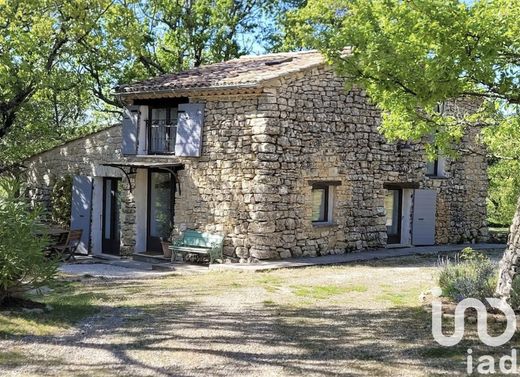 Villa a Saint-Martin-de-Castillon, Vaucluse