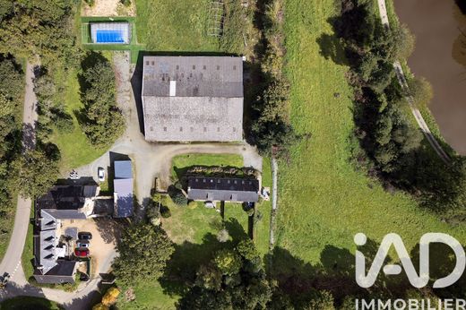 Villa à Cléden-Poher, Finistère