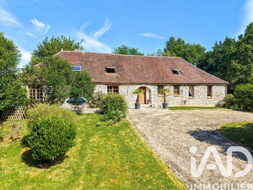 Villa in La Ferté-Gaucher, Seine-et-Marne